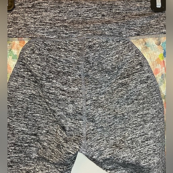 Lularoe Jade Athletic Capris - Picture 7 of 11